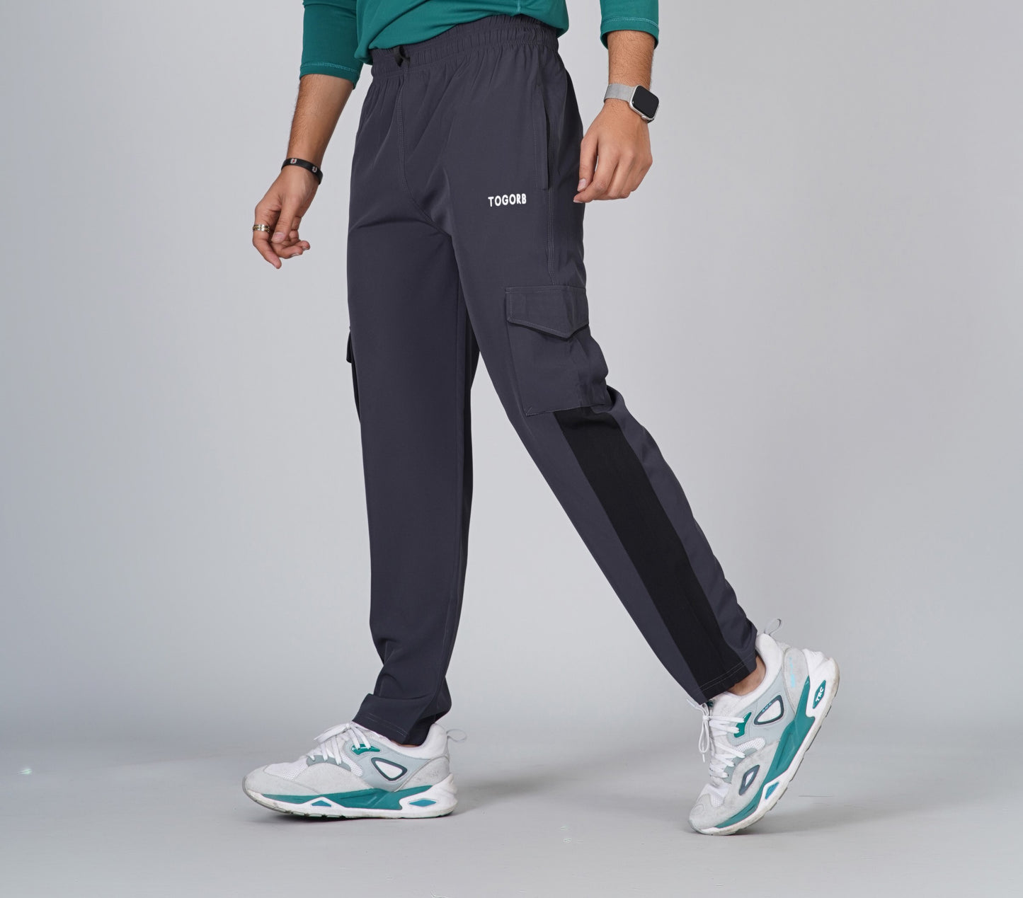 TOGORB Men's  Regular Fit Joggers with Cargo Pocket