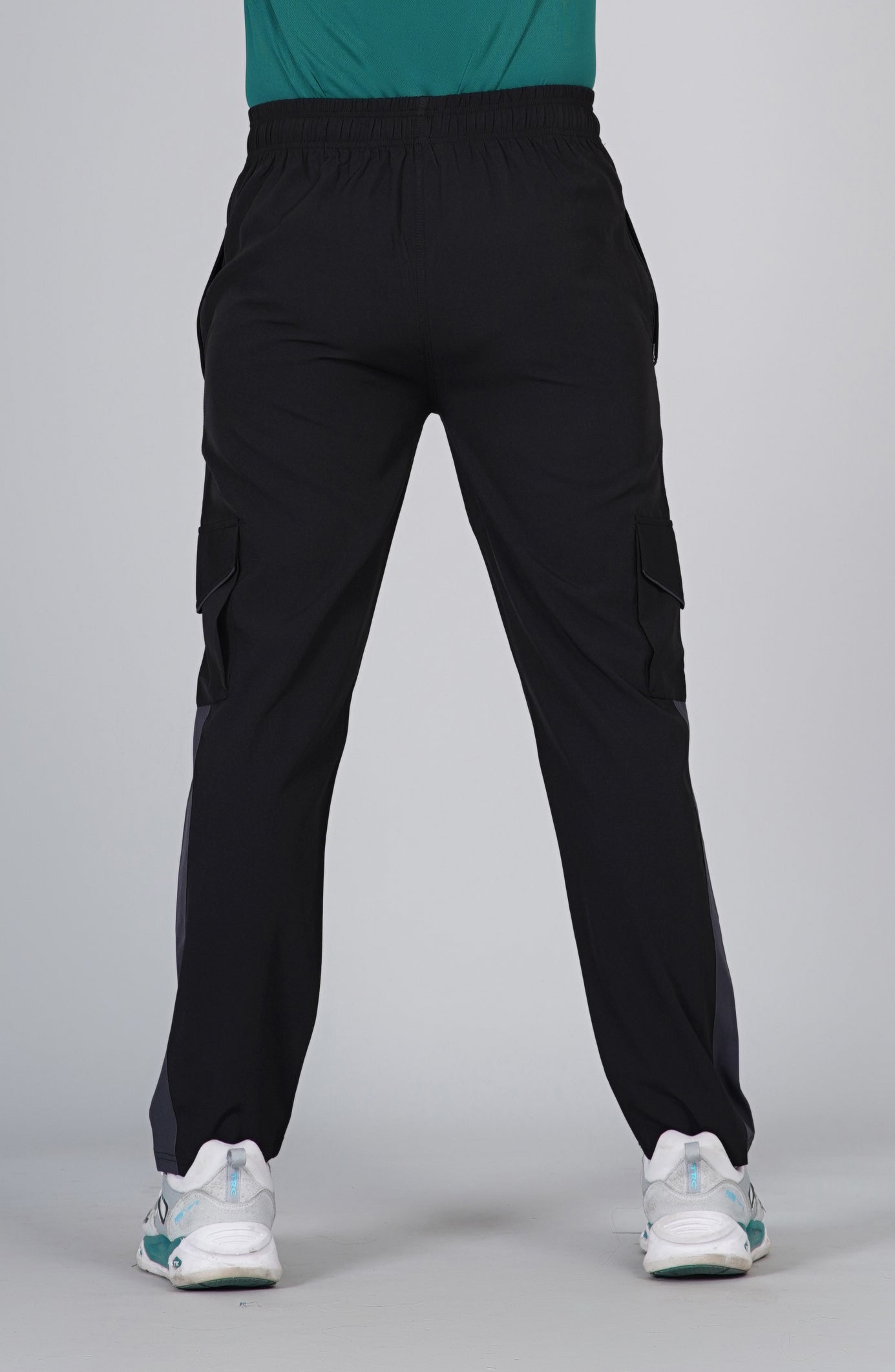 TOGORB Men's  Regular Fit Joggers with Cargo Pocket